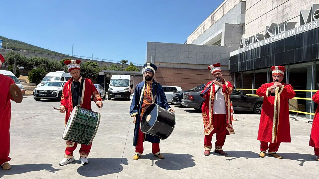 Yeniden Kurulan Mehter Takımı Bakan Bak’ı Mehter Marşlarıyla Karşıladı 4
